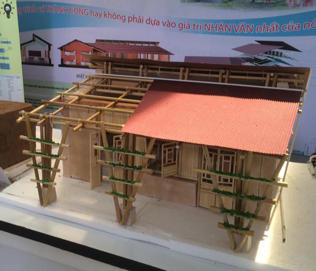 Dự thi để kiếm tiền xây trường 2