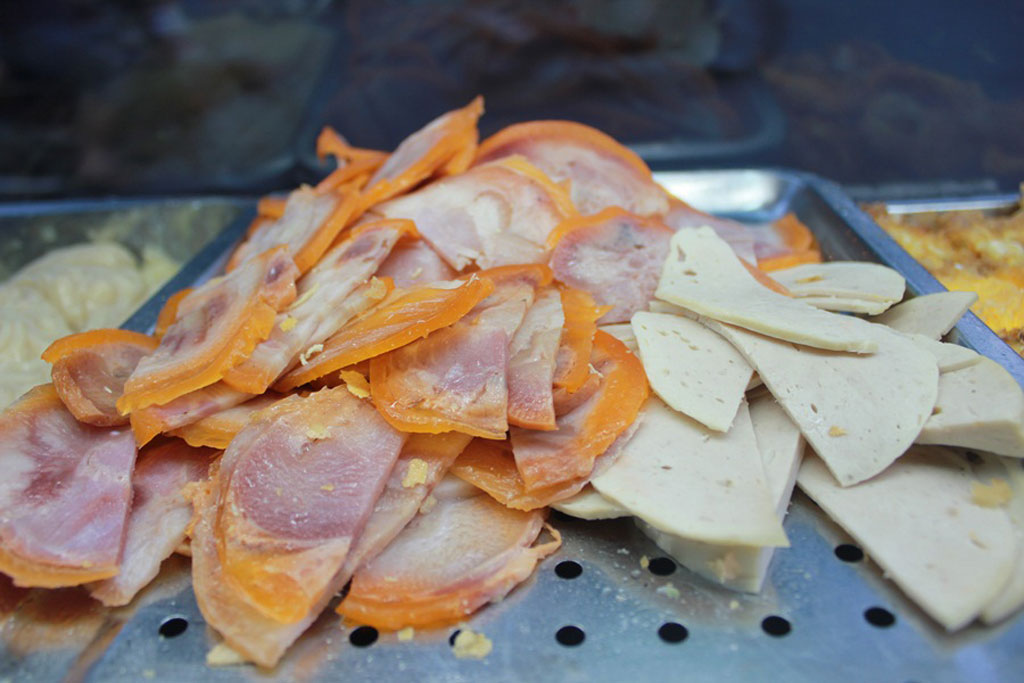 Thu nhập hơn 10 triệu đồng/ngày từ xe bánh mì 5.000 đồng 7
