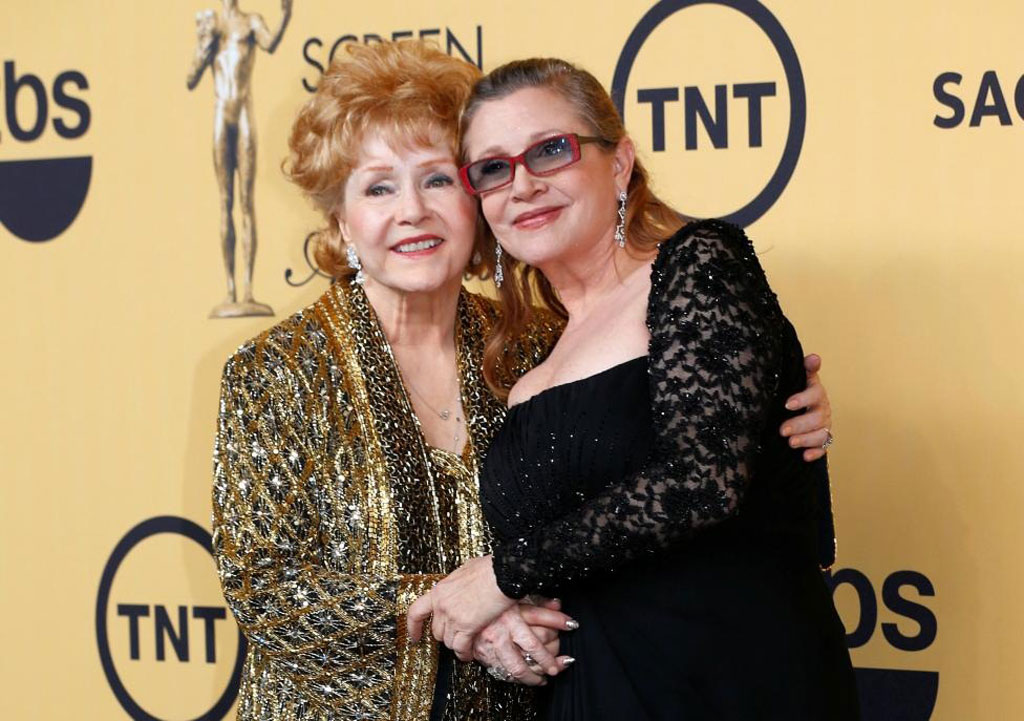 Mẹ của “công chúa Leia” Carrie Fisher qua đời sau con gái một ngày 1