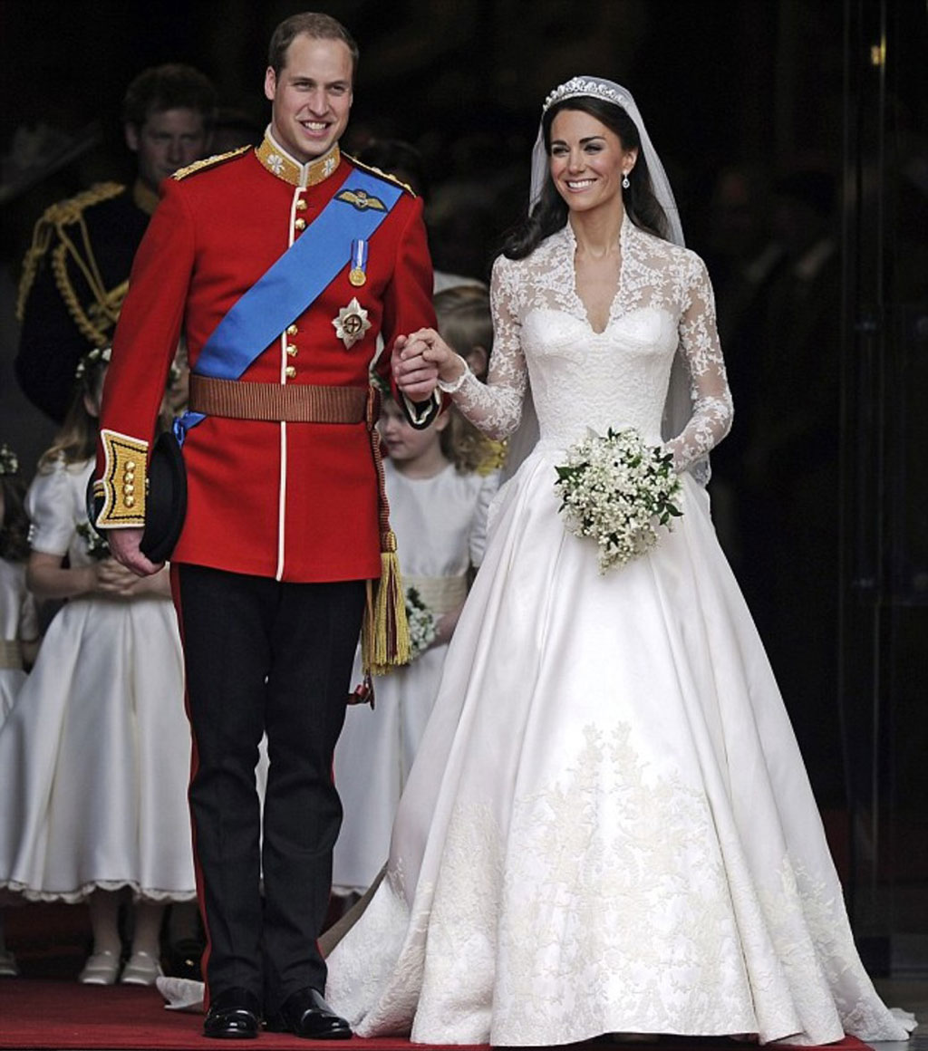 Áo cưới hoàng gia sẽ “vào tay” ai? 1