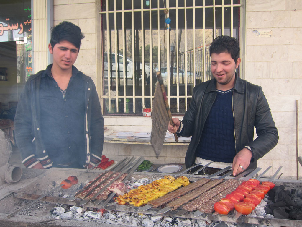 Polow đĩa cơm truyền thống của người Ba Tư 2