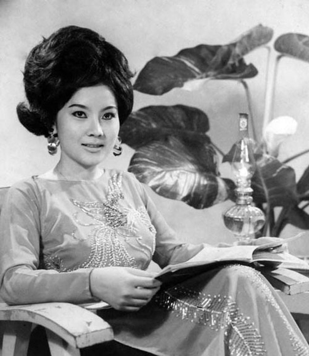 ‘Hoa khôi cải lương’ Mộng Tuyền: Xuất ngoại là quyết định sai lầm nhất cuộc đời tôi3
