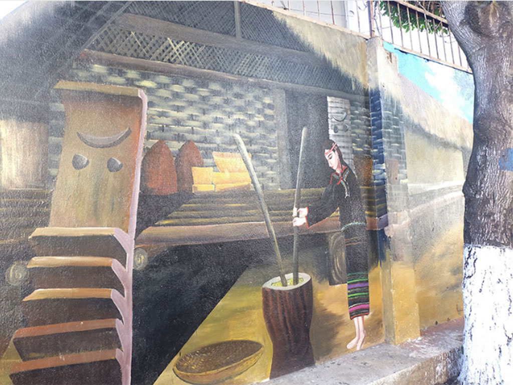 Khi bích họa thành... tai họa1