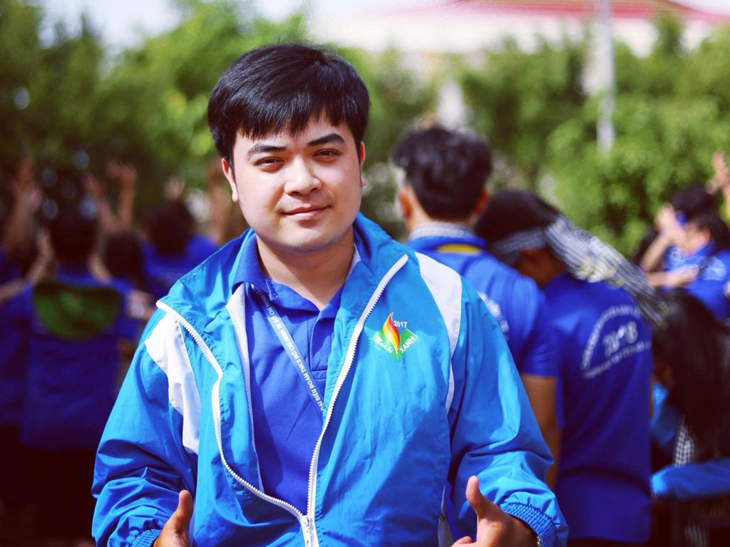 Trần Nhật Hoàng  (Chủ tịch Hội Sinh viên Trường ĐH Kinh tế TP.HCM)