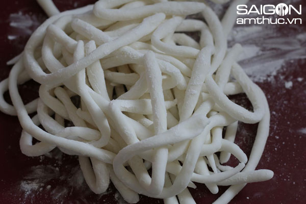 Tự nấu bánh canh cua thơm ngon, nóng hổi - ảnh 5