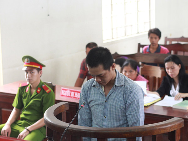 Bị cáo Vũ nhận mức án 18 năm tù giam.