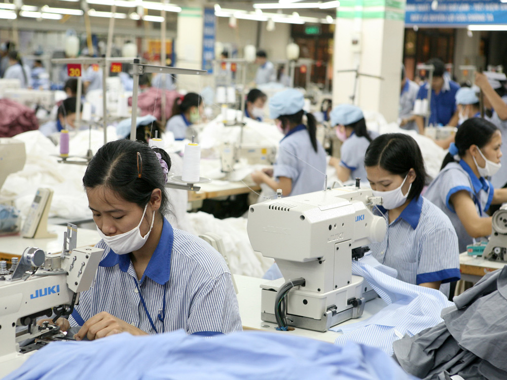 Tăng trưởng kinh tế của VN có dấu hiệu chậm lại 