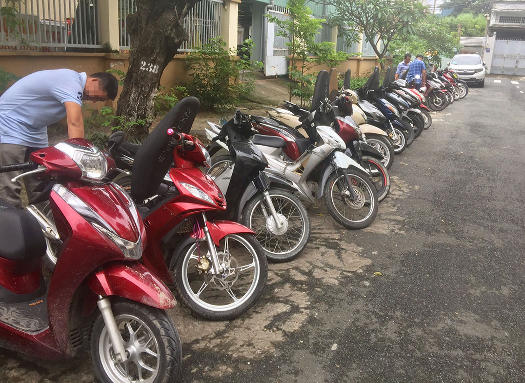 nhiều phương tiện xe máy bị tạm giữ, ảnh CTV