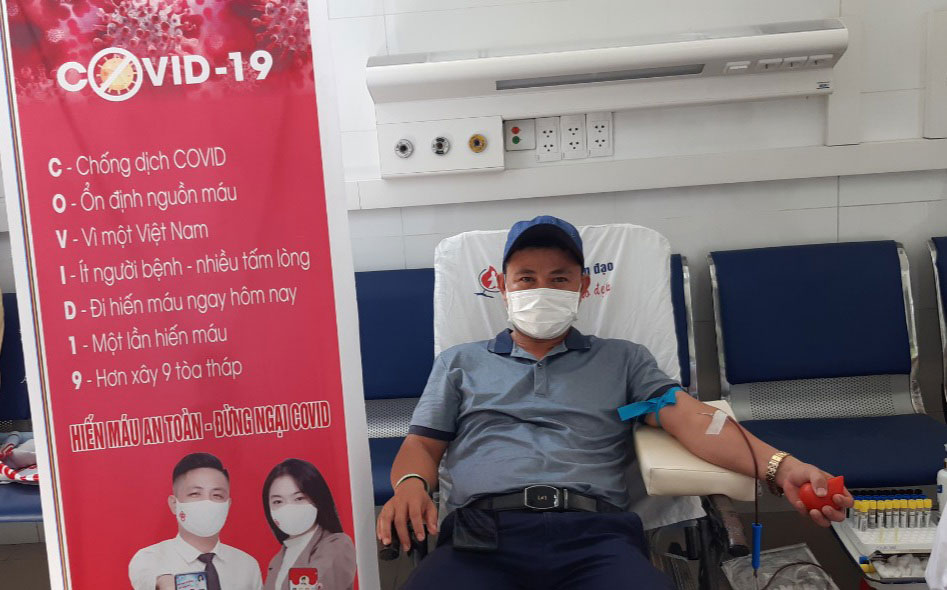 Đà Nẵng đã triển khai đăng ký hiến máu online và tình nguyện viên hiến máu theo ca kíp để an toàn trong dịch Covid-19 ẢNH: Đ.H