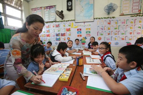 Dân mạng 'dậy sóng' với quy định lớp trưởng tiểu học là chủ tịch hội đồng - ảnh 1