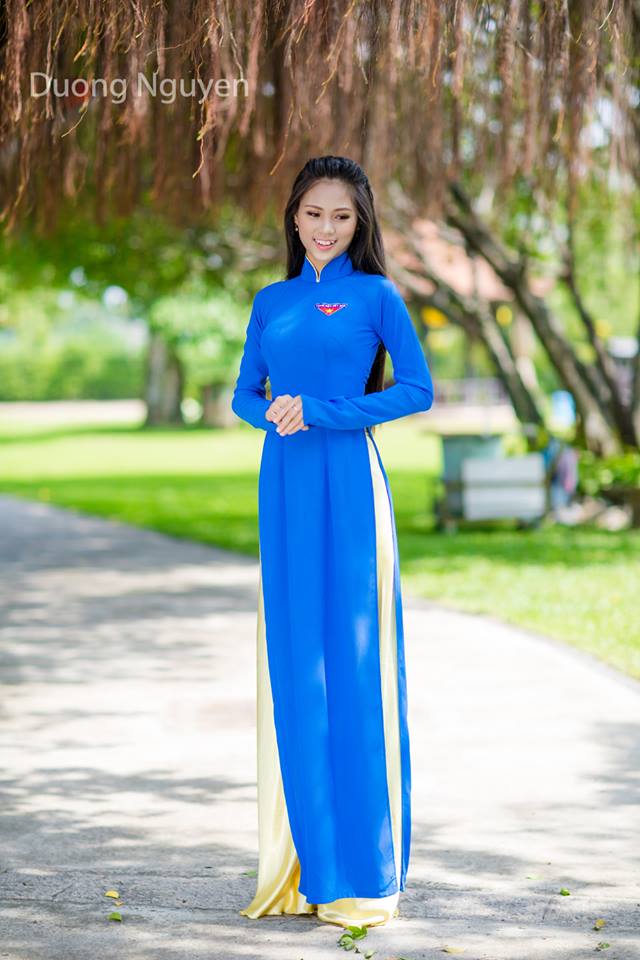 Nu-sinh-vien-viet-nam-duyen-dang