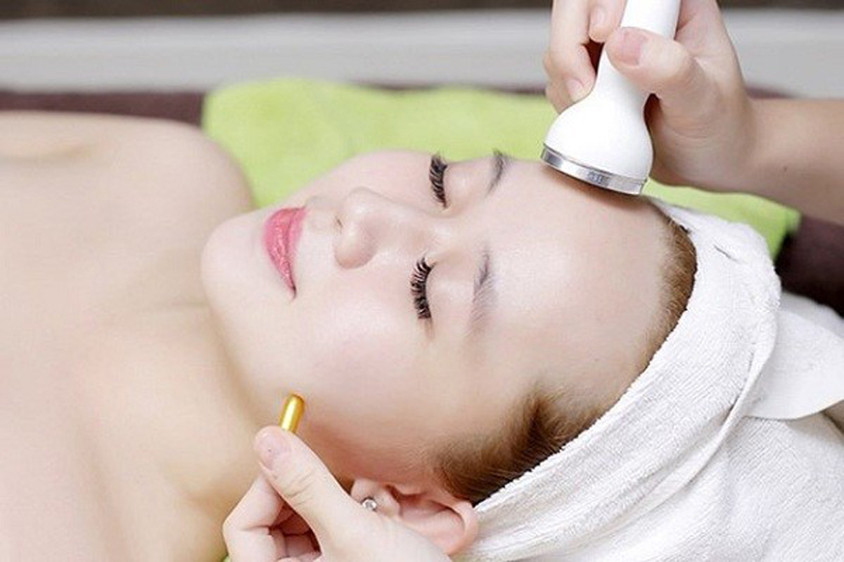 3 dụng cụ thiết yếu không thể thiếu trong phòng chăm sóc da mặt