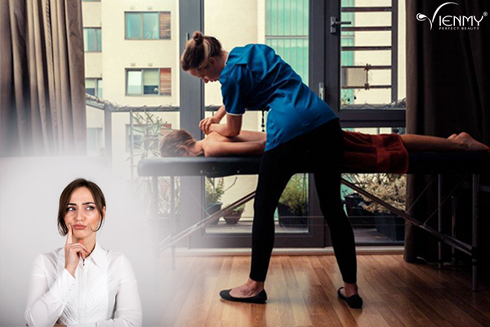 Bạn và người thân có thể trải nghiệm massage, thư giãn ngay tại nhà với giường massage di động