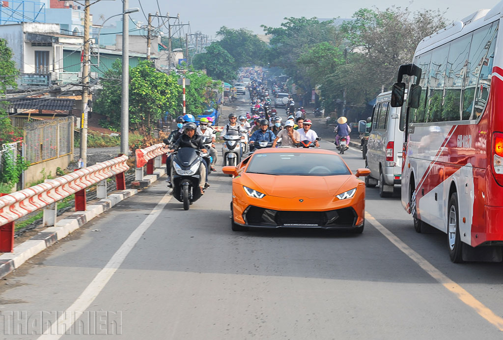 Porsche Taycan độ có thể bắt đầu từ ý tưởng đơn giản nhưng cũng đủ để trở thành một tác phẩm nghệ thuật độc đáo. Các nâng cấp từ khối động cơ đến dàn áo đều được thực hiện với sự chăm sóc tận tình.