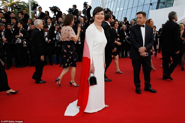 Mỹ nhân thế giới làm nóng LHP Cannes 2015 - ảnh 22