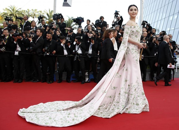 Mỹ nhân thế giới làm nóng LHP Cannes 2015 - ảnh 7