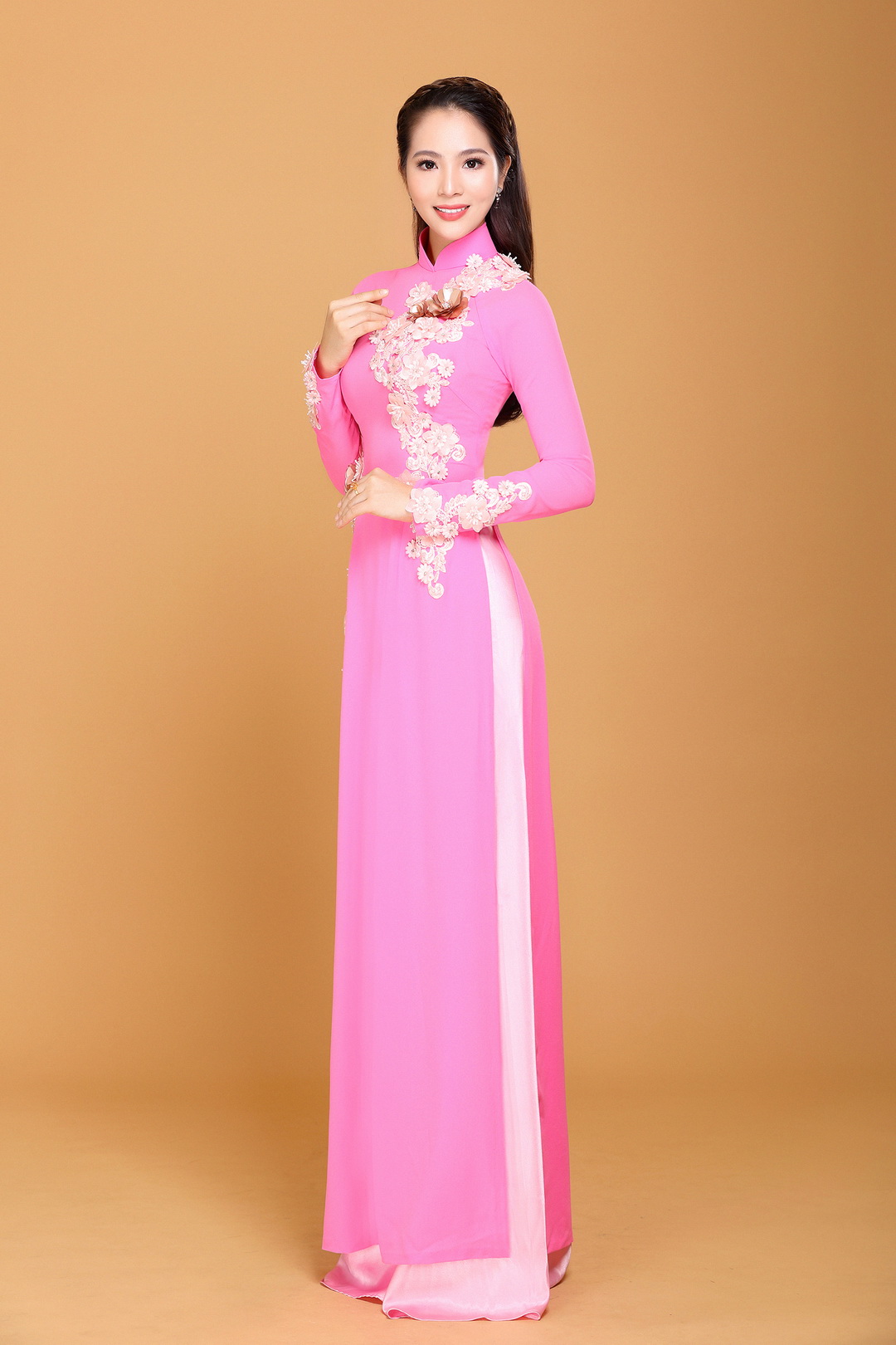 Những mẫu áo dài cưới đẹp làm say lòng cô dâu Những Mẫu Áo Dài Cưới Đẹp Làm Say Lòng Cô Dâu