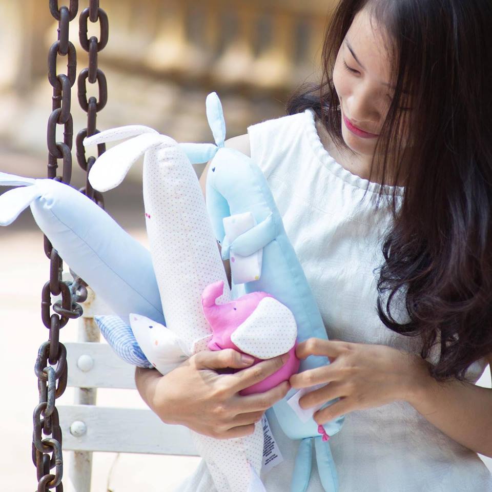 Vu-Quynh-Van-tot-nghiep-dh-ngoai-thuong-di-may-ga-goi
