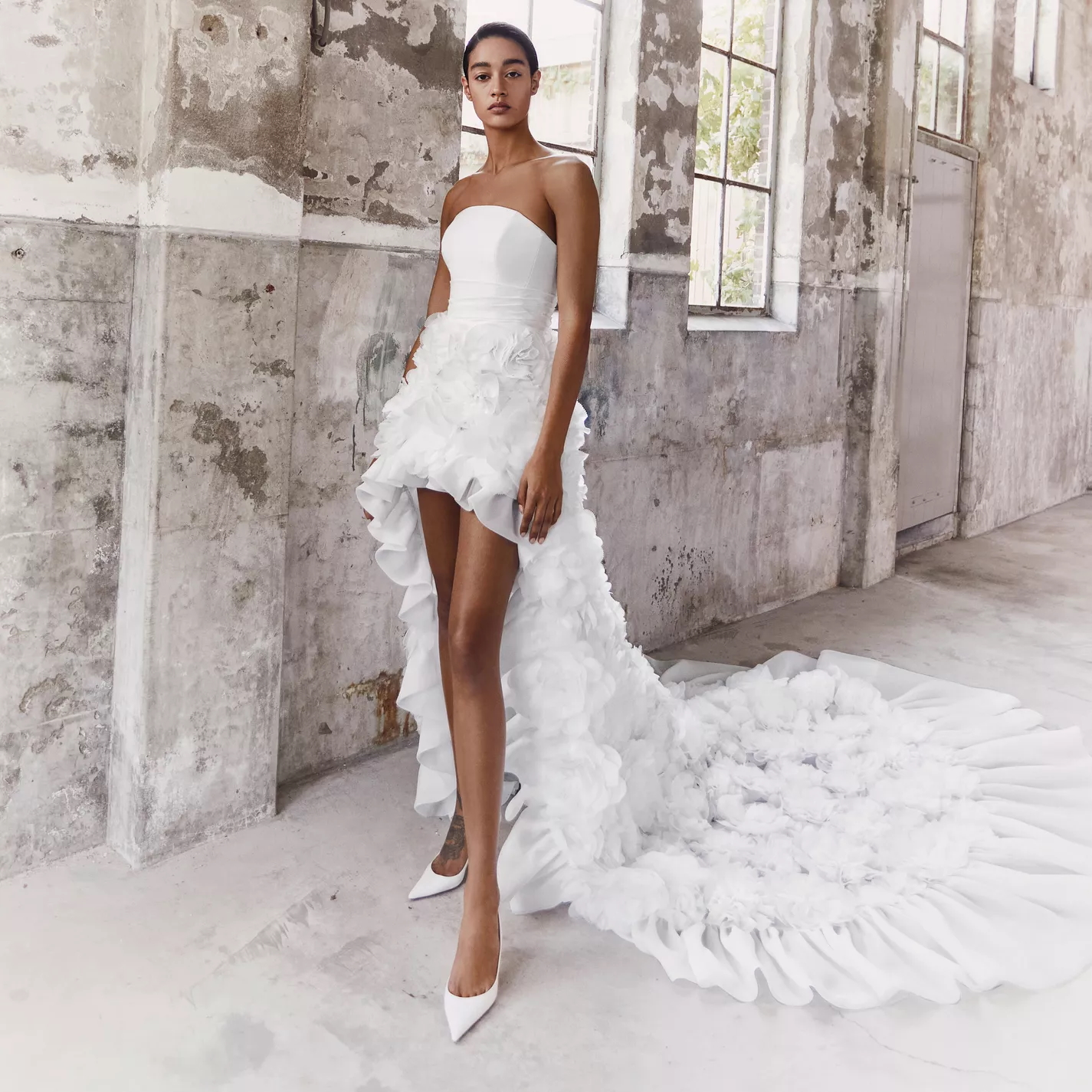 Váy dạ hội ngắn dự tiệc màu trắng | Thời trang dạ hội BiAn