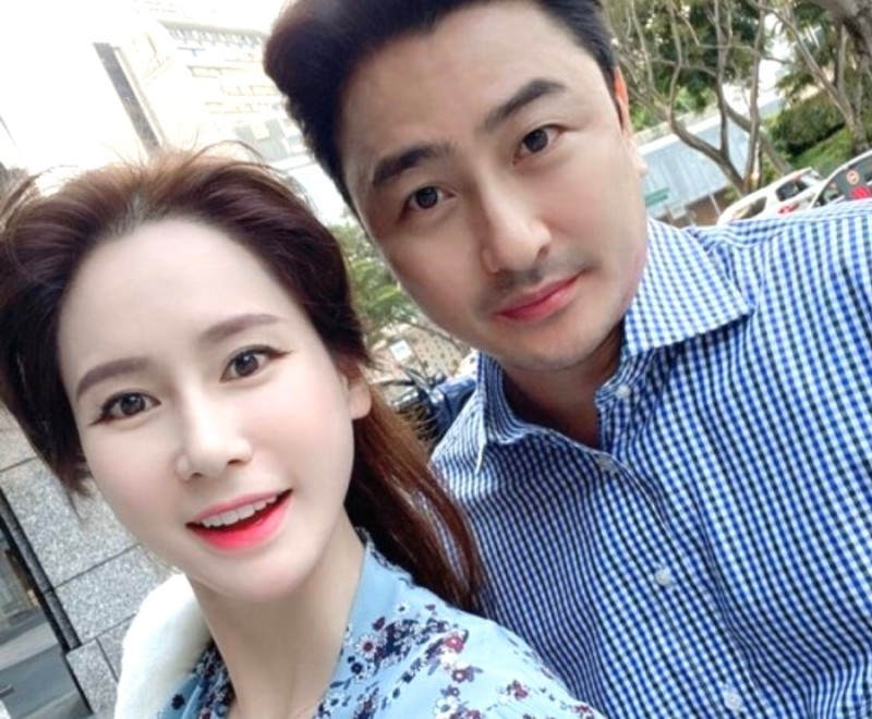 Hoa hậu Lee Hye Won bị nghi trục trặc hôn nhân với cầu thủ Ahn Jung Hwan