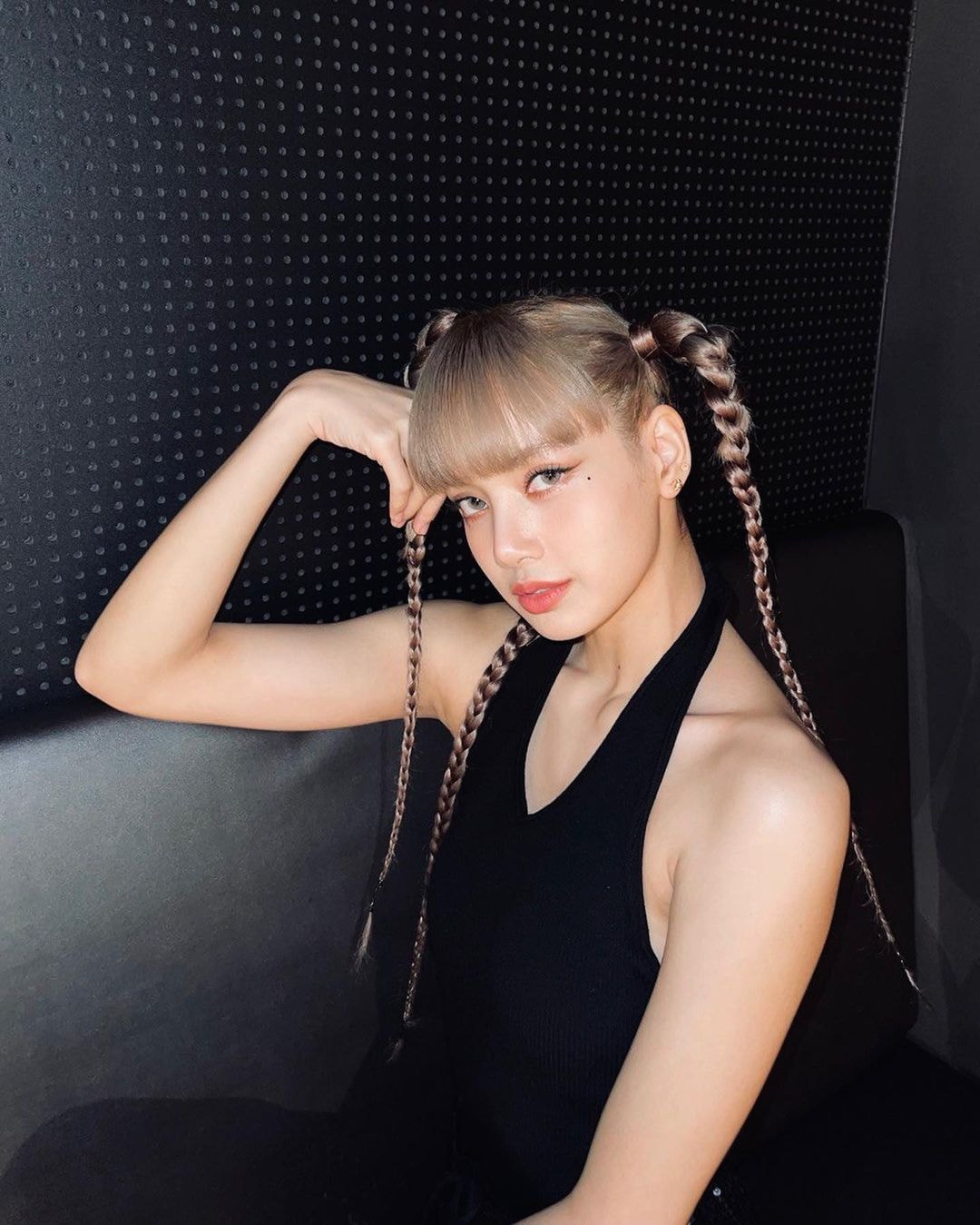 Lisa: Với vẻ đẹp khuynh thành cùng tài năng âm nhạc tuyệt vời, thành viên của nhóm nhạc quốc tế BlackPink - Lisa luôn được khán giả đặc biệt quan tâm. Hãy cùng xem hình ảnh mới nhất của cô nàng này để hiểu thêm về sức hút của Lisa.