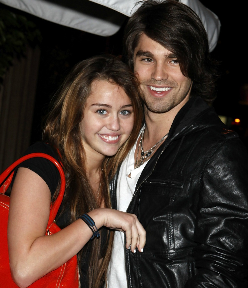 Miley Cyrus's Impressive Romantic History: A Look at Her Relationships ...