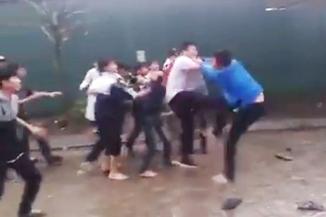 Học sinh đánh nhau khiến Bộ Giáo dục – Đào tạo lo lắng