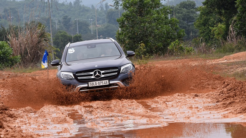 Trải nghiệm từ A-Z các dòng xe Mercedes tại Việt Nam