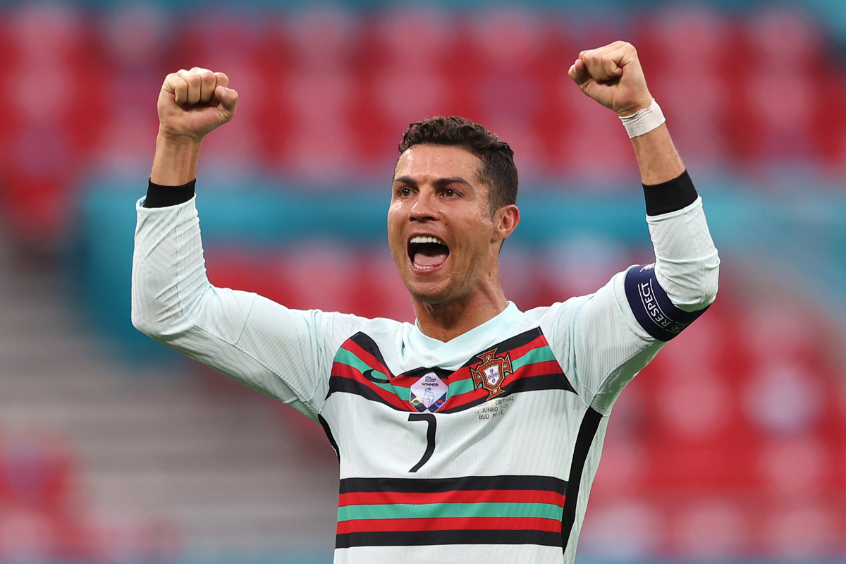 EURO 2020: Ronaldo liên tục 'nổ súng', người trẻ gọi với cái tên ...