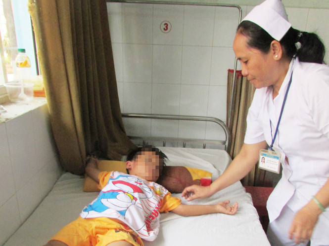 Trẻ bị cha mẹ đánh đòn sẽ để lại ảnh hưởng tâm lý sau này - Ảnh: Khoa Chiến