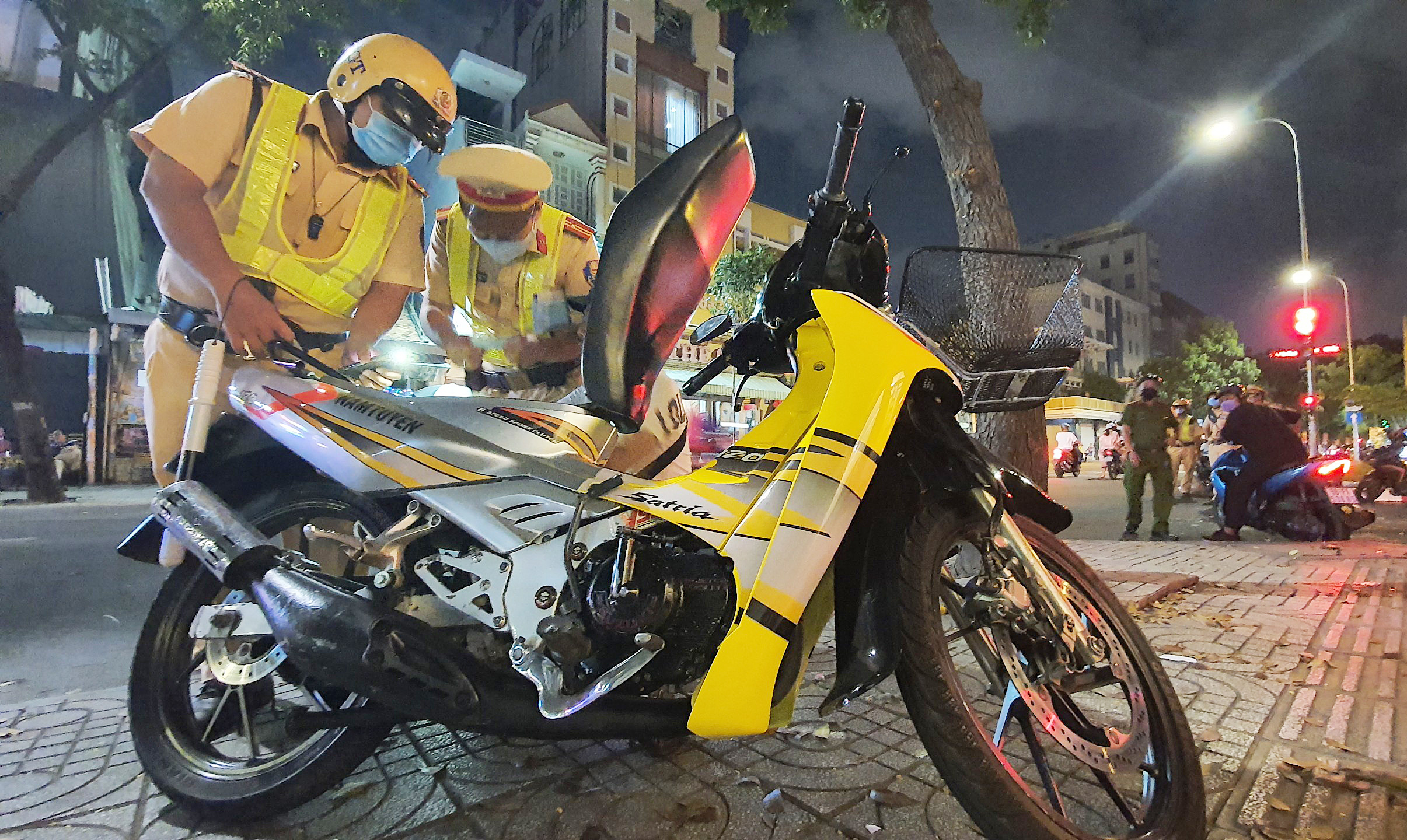 Thông chốt CSGT TP.HCM đang tổng kiểm soát: ‘Run quá bỏ chạy, ai ngờ ...