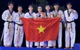 'Hot girl' làng võ Châu Tuyết Vân và đội quyền taekwondo Việt Nam đoạt HCB thế giới