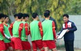 Tại sao HLV Hoàng Anh Tuấn không thể tạm quyền dẫn dắt đội tuyển Việt Nam?

