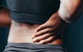 Tại sao viêm cột sống lại dễ bị hiểu nhầm là đau lưng thông thường?