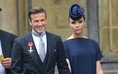 Victoria Beckham và những màn xuất hiện mang dấu ấn hoàng gia