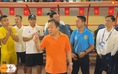 Bầu Hiển thưởng đối thủ đội Hà Nội 500 triệu đồng, khích ‘tướng’: Máu lửa lên!