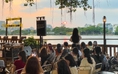 Những quán cà phê view sông 'hót hòn họt' không thể bỏ lỡ