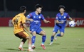 Nửa đội U.23 Việt Nam đua trụ hạng V-League: HLV Kim Sang-sik nên... vui, tại sao?