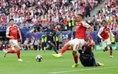 Ngôi sao Arsenal chấn thương sau chung kết Champions League, HLV đội tuyển Pháp lo sốt vó