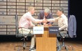 Thắng đối thủ Áo ở 'ván đấu sinh tử', kỳ thủ Lê Quang Liêm vào chung kết giải Leon Masters 2026
