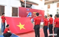 Lễ chào cờ đặc biệt 'Tôi yêu Tổ quốc tôi' trên đất nước bạn Lào