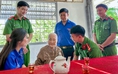 Người giữ bình yên, thắp lửa yêu thương