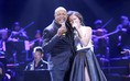Văn Mai Hương òa khóc nức nở khi song ca cùng danh ca Peabo Bryson