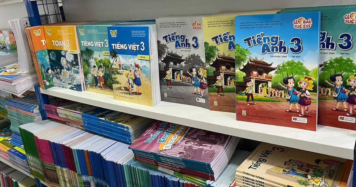 Trả lại quyền chọn sách giáo khoa cho nhà trường là phù hợp nhất