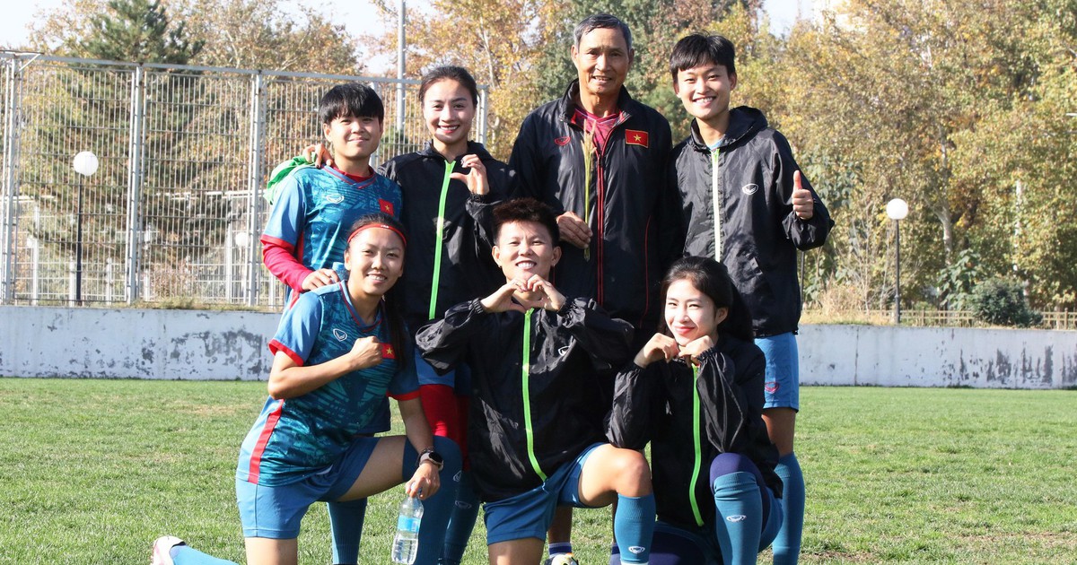 Số 10 đa năng của đội tuyển nữ Việt Nam nói gì trước trận gặp Nhật Bản?