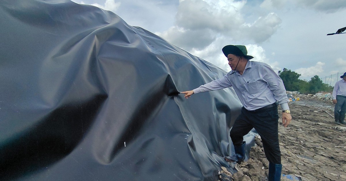 Chủ tịch UBND tỉnh Bến Tre đối thoại với dân về vụ bãi rác An Hiệp