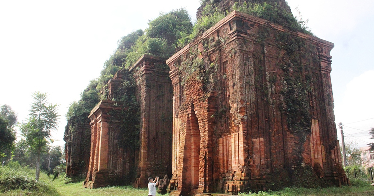 'Giải mã' nguyên nhân tháp Chăm bị muối hóa sau trùng tu