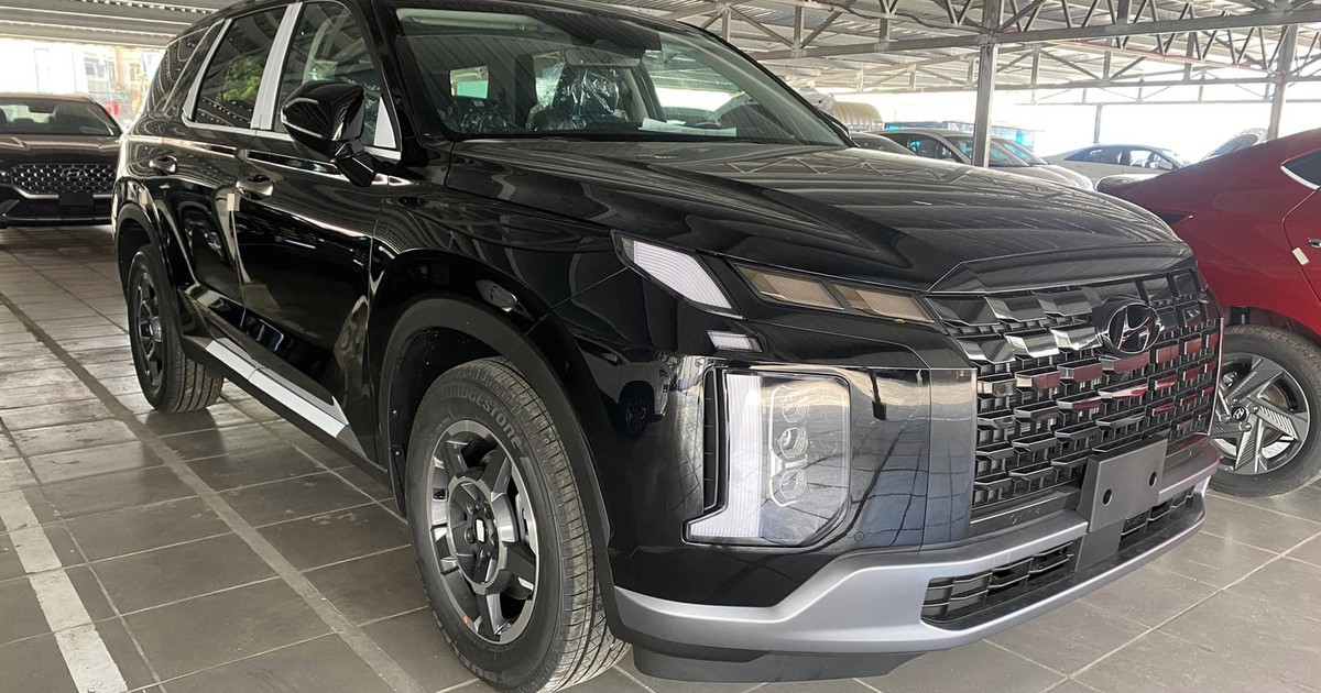 Hyundai Palisade bản tiêu chuẩn giá hơn 1,4 tỉ đồng trang bị gì?