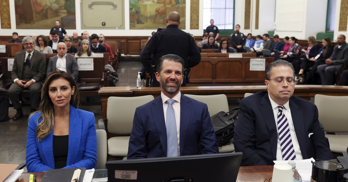 Hai con của ông Trump ra tòa trong vụ án gian lận kinh doanh