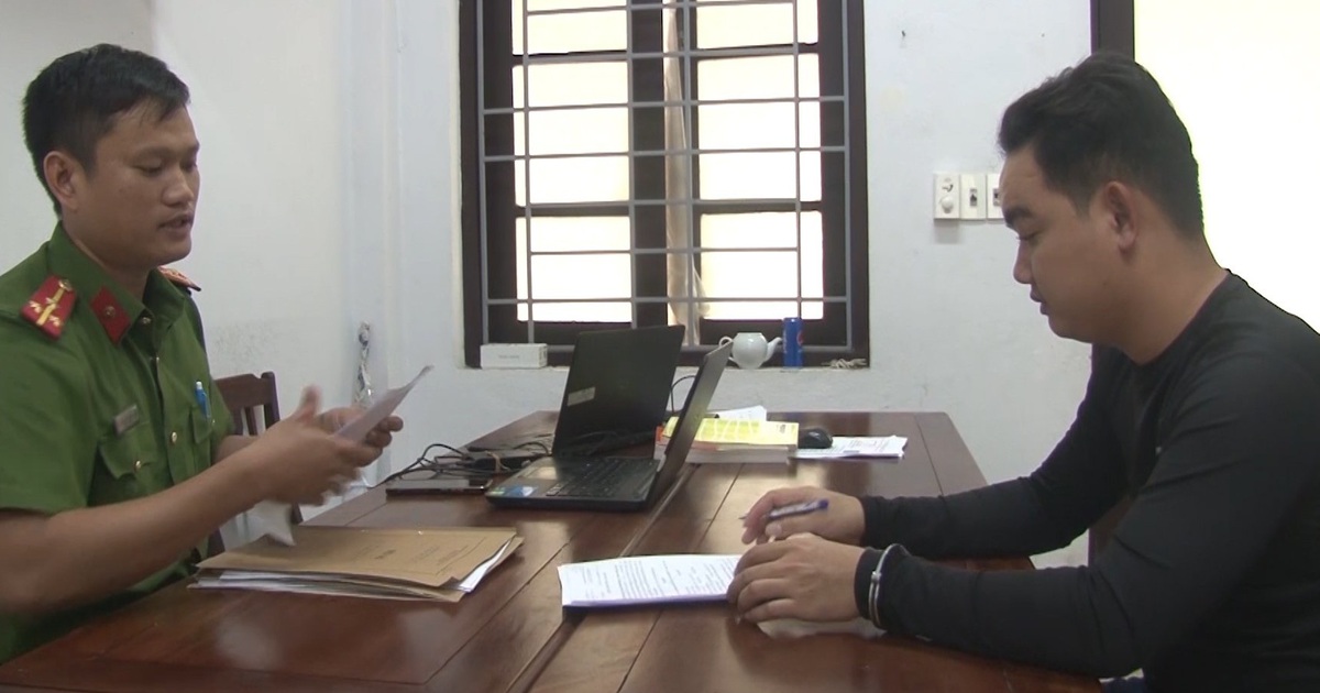 'Nổ' quen công an, viện kiểm sát để lừa đảo người nhà bị can